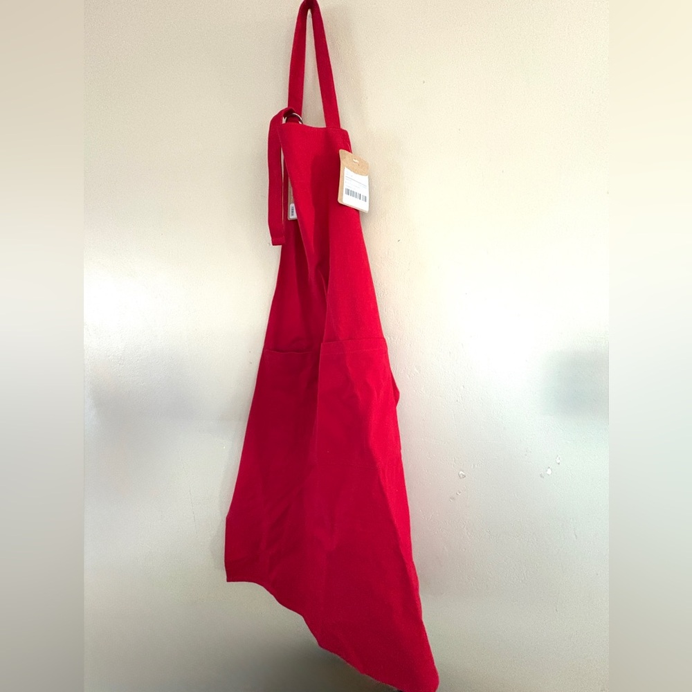 KAF Home fabric apron. Large full coverage. Adj. straps. One size. new NWT